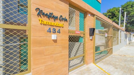 Rooftop Orla Tamandaré #307 by Carpediem