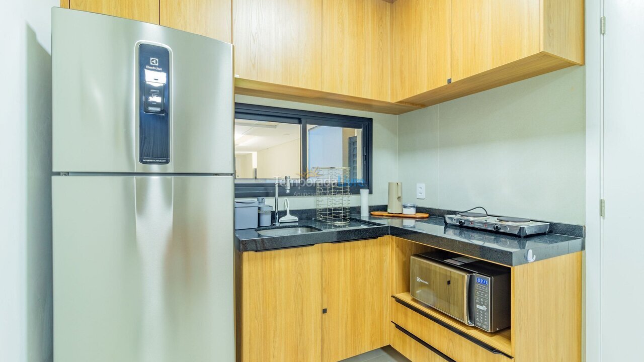 Apartamento para aluguel de temporada em Ipojuca (Pe Muro Alto)