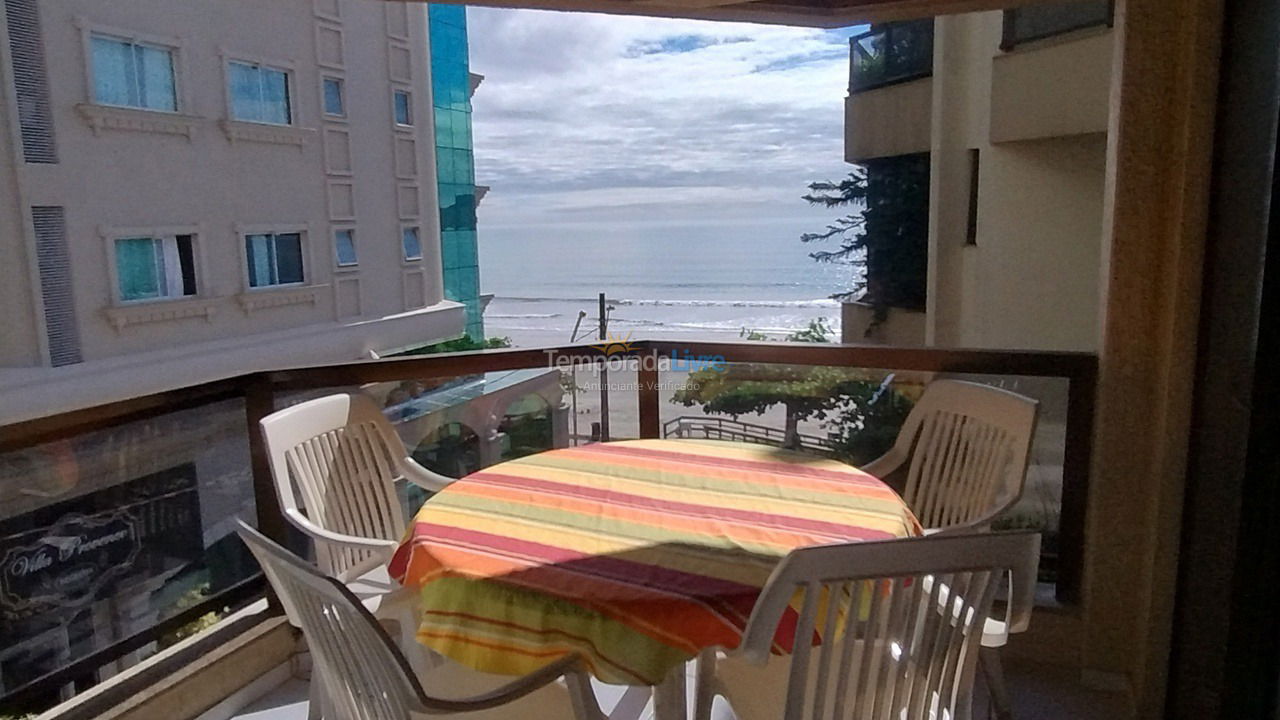 Apartamento para aluguel de temporada em Itapema (Meia Praia)
