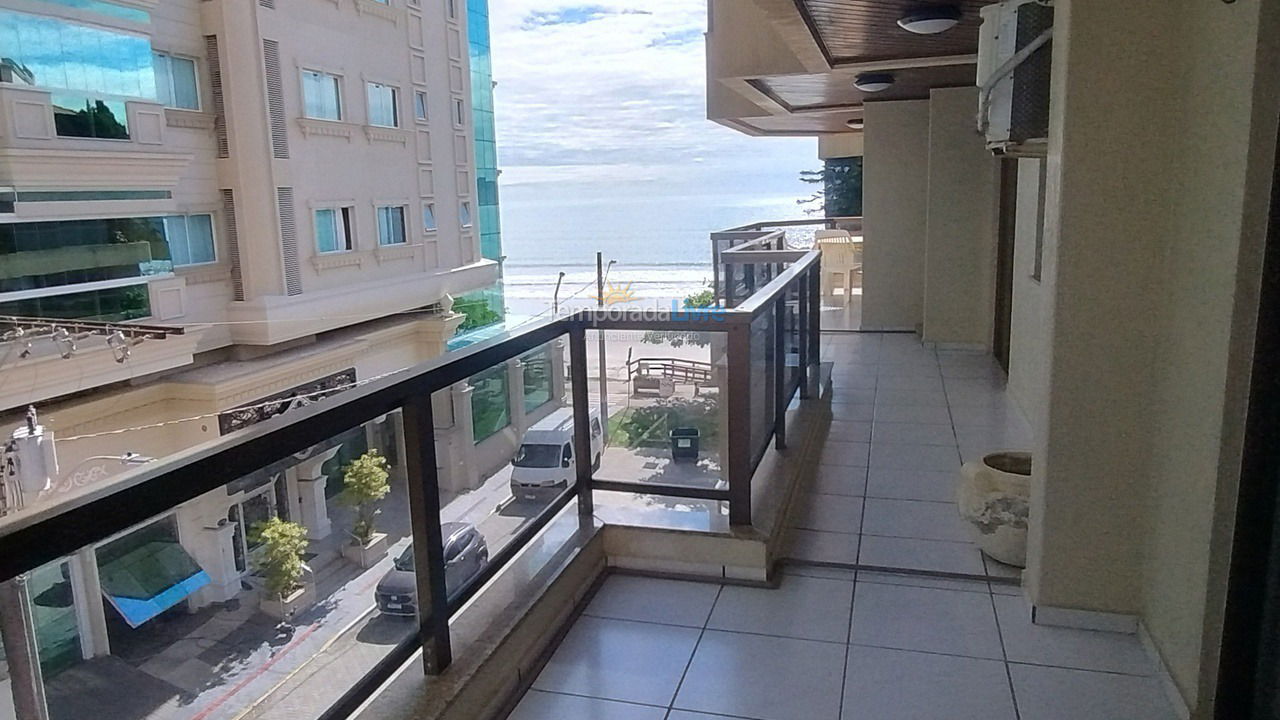 Apartamento para aluguel de temporada em Itapema (Meia Praia)