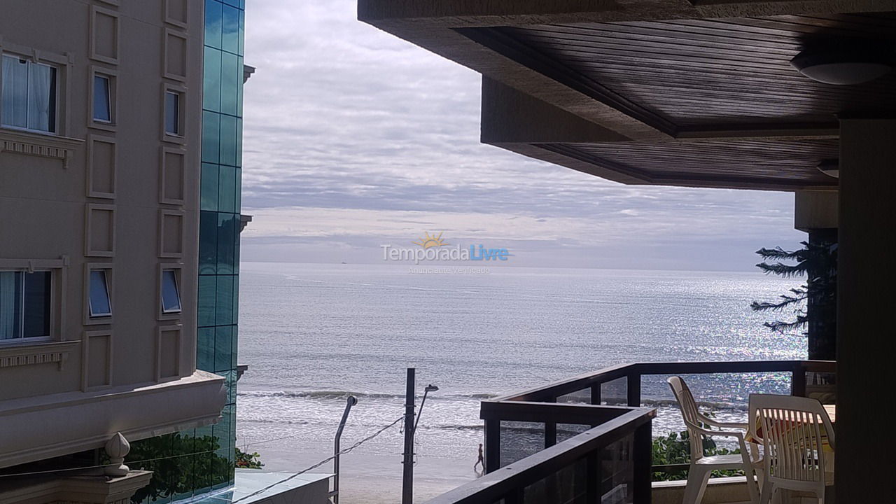 Apartamento para aluguel de temporada em Itapema (Meia Praia)