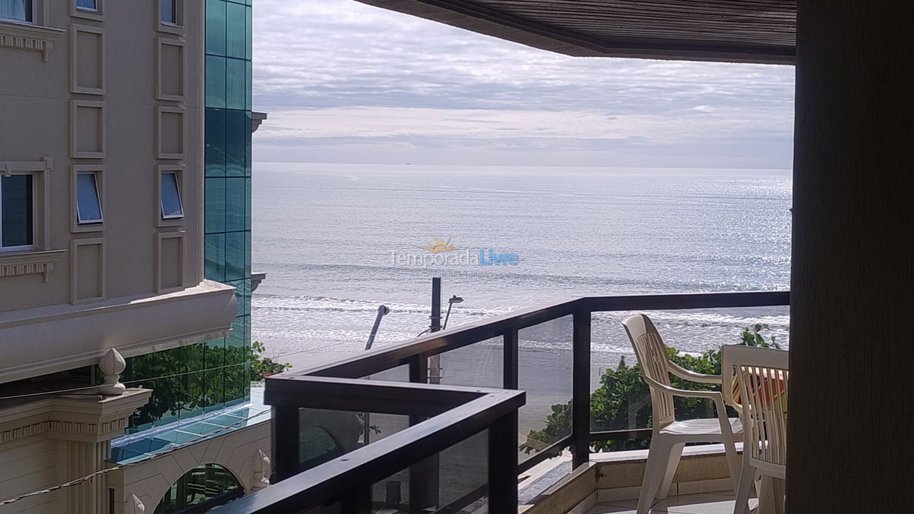 Apartamento para aluguel de temporada em Itapema (Meia Praia)