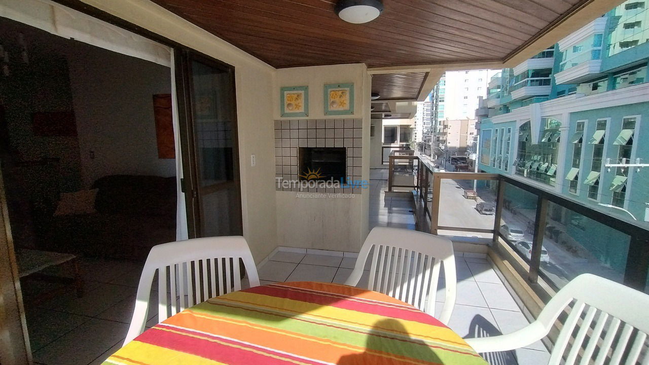 Apartamento para aluguel de temporada em Itapema (Meia Praia)