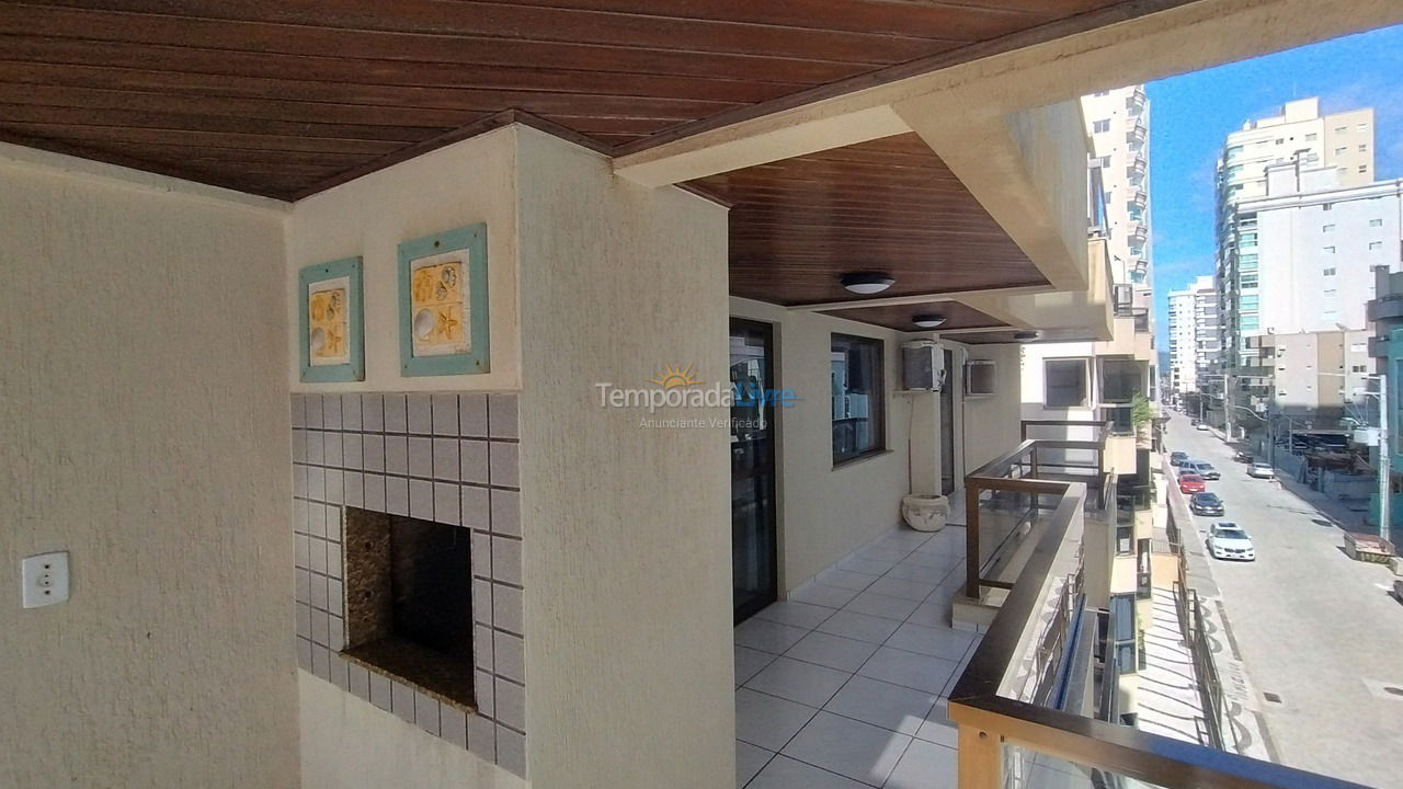 Apartamento para aluguel de temporada em Itapema (Meia Praia)