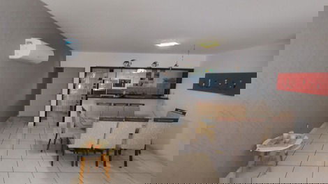 APARTAMENTO QUADRA MAR,PRA 10 PESSOAS TEMPORADA MEIA PRAIA ITAPEMA SC