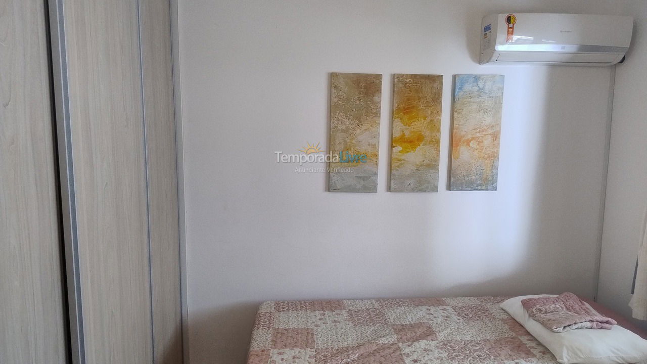 Apartamento para aluguel de temporada em Itapema (Meia Praia)