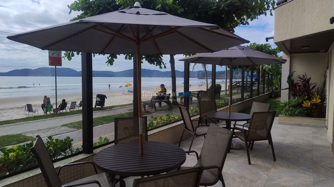 Apartamento para aluguel de temporada em Itapema (Meia Praia)
