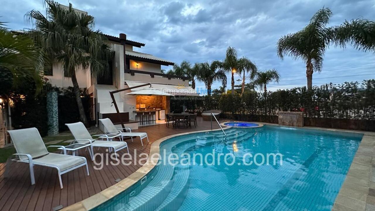 Casa para aluguel de temporada em Florianopolis (Jurerê Internacional)