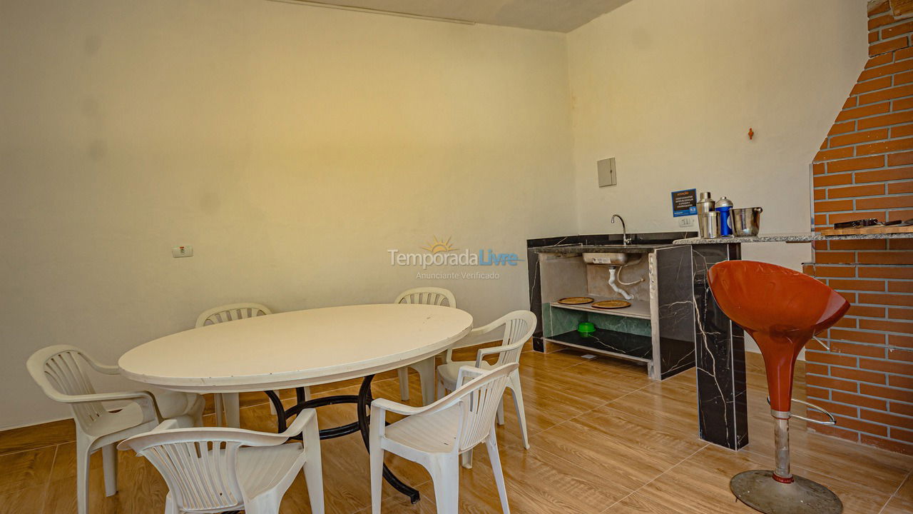 Casa para aluguel de temporada em Guarujá (Pereque)