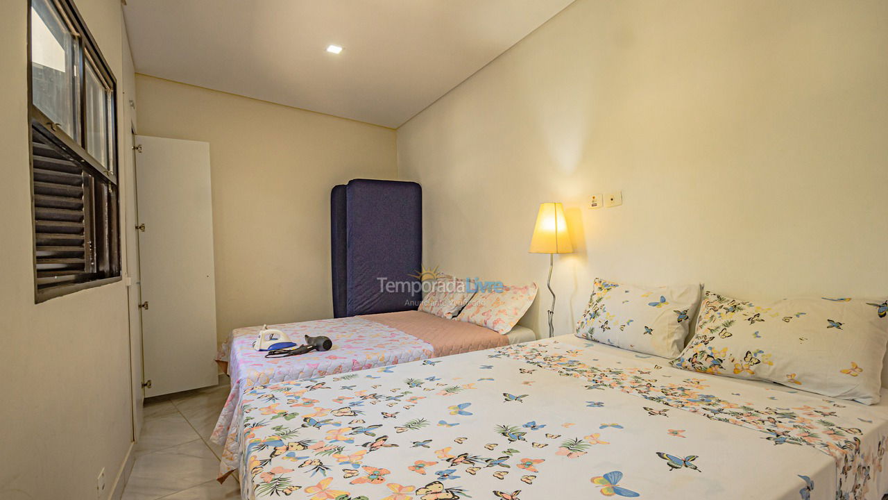 Casa para aluguel de temporada em Guarujá (Pereque)