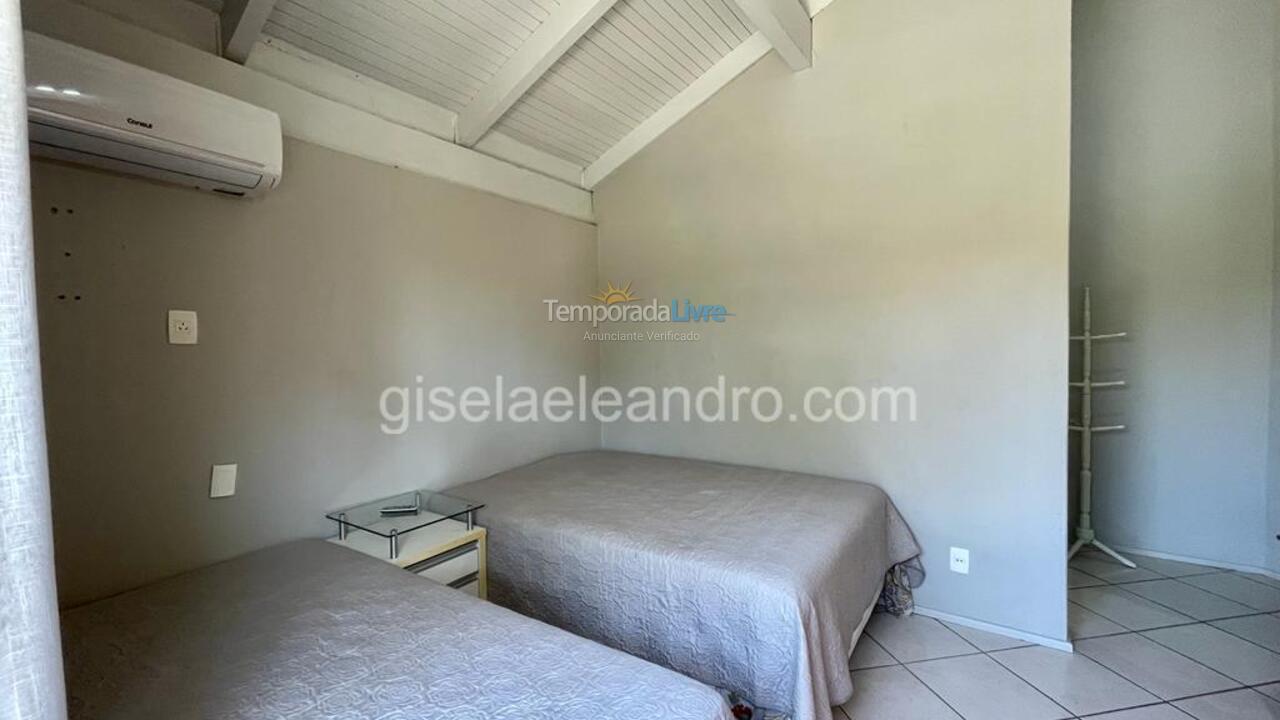 House for vacation rental in Florianopolis (Jurerê Internacional)