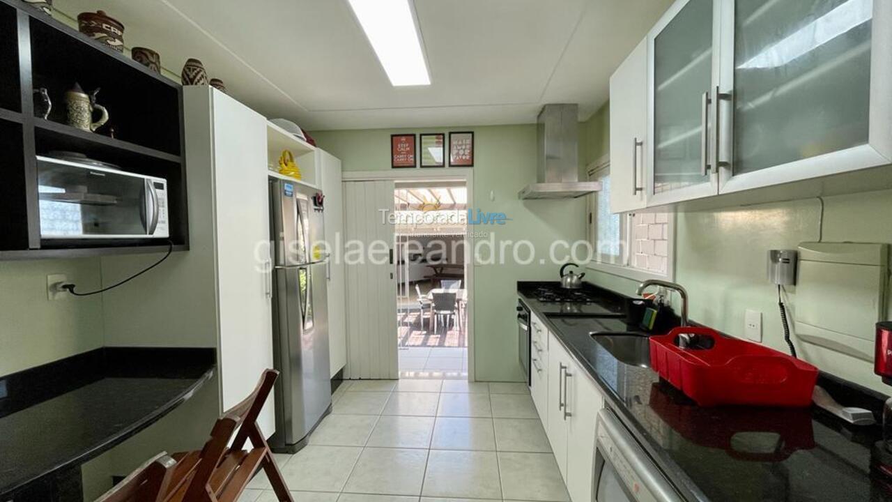 House for vacation rental in Florianopolis (Jurerê Internacional)