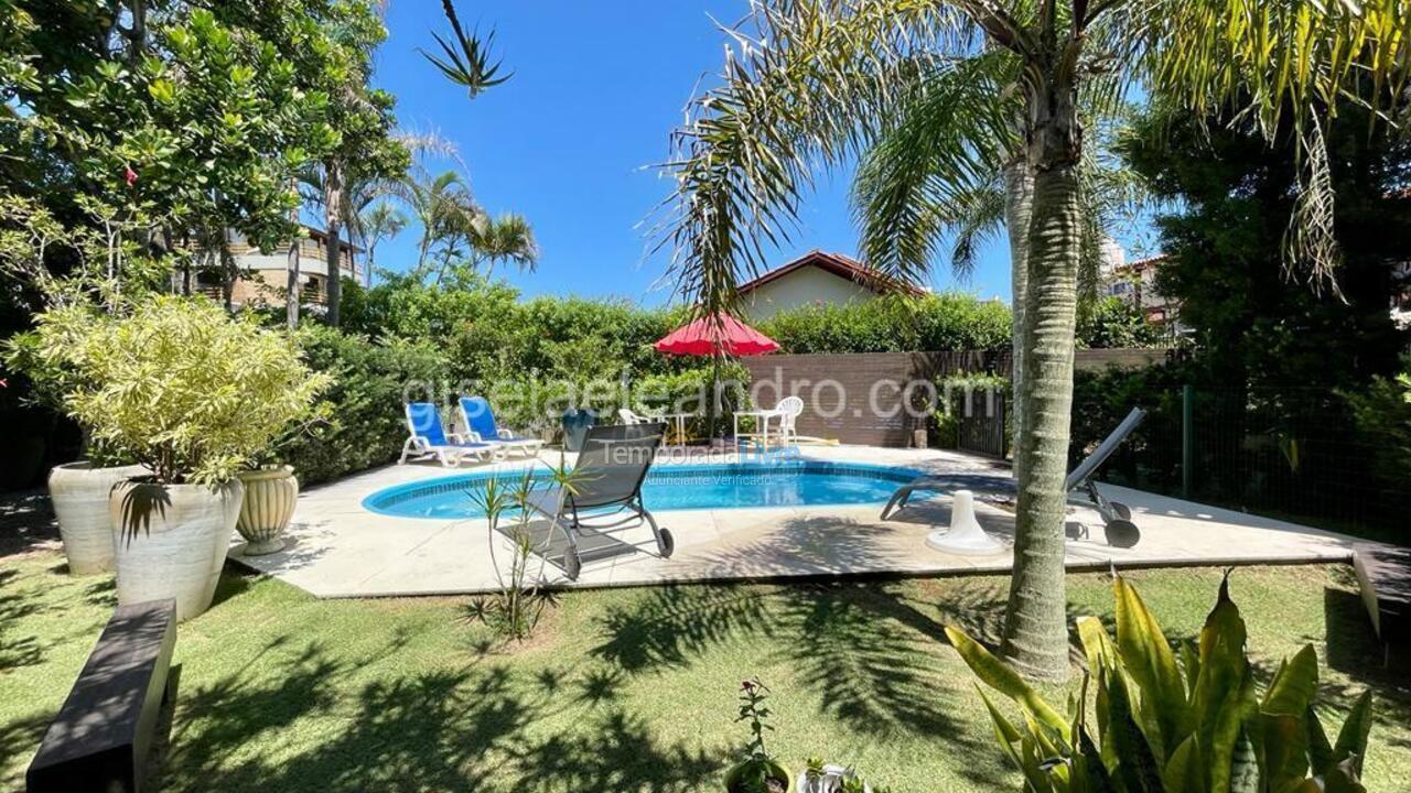 House for vacation rental in Florianopolis (Jurerê Internacional)