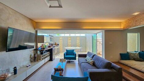 Penthouse en módulo 8 con 6 habitaciones