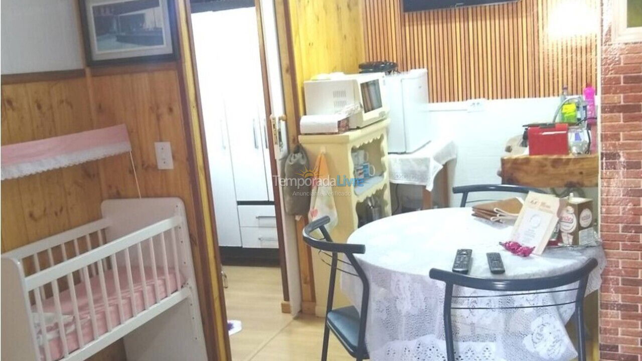 Casa para aluguel de temporada em Campos do Jordão (Abernésia)