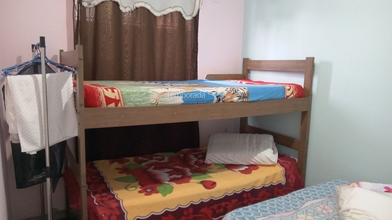 House for vacation rental in Laguna (Cidade Cultural Com Belezas Naturais)