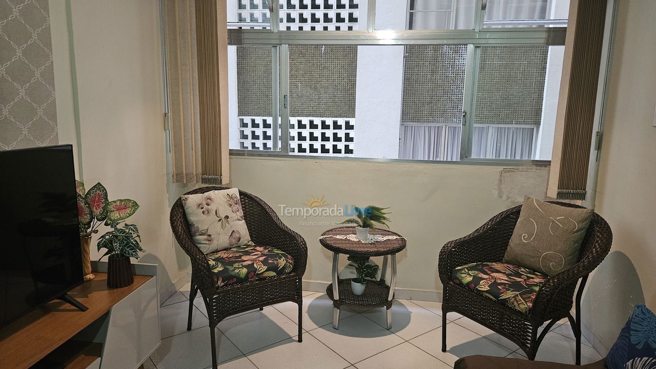 Apartamento para aluguel de temporada em Guarujá (Pitangueiras)