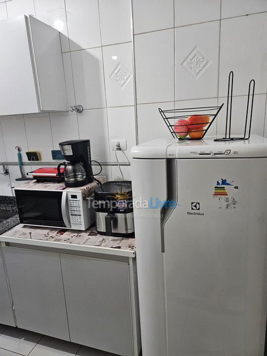 Apartamento para aluguel de temporada em Guarujá (Pitangueiras)