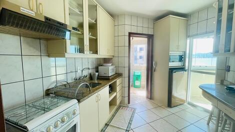 Sea Front Apartment, Meia Praia, 03 bedrooms