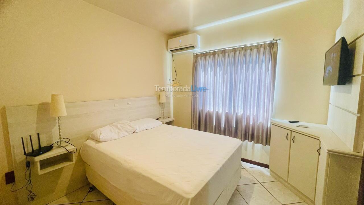 Apartment for vacation rental in Itapema (Meia Praia Frente Mar)