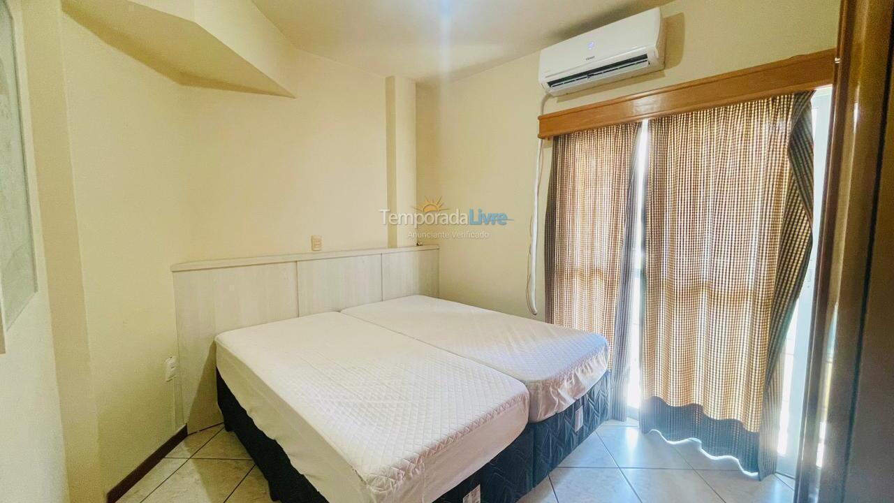 Apartment for vacation rental in Itapema (Meia Praia Frente Mar)