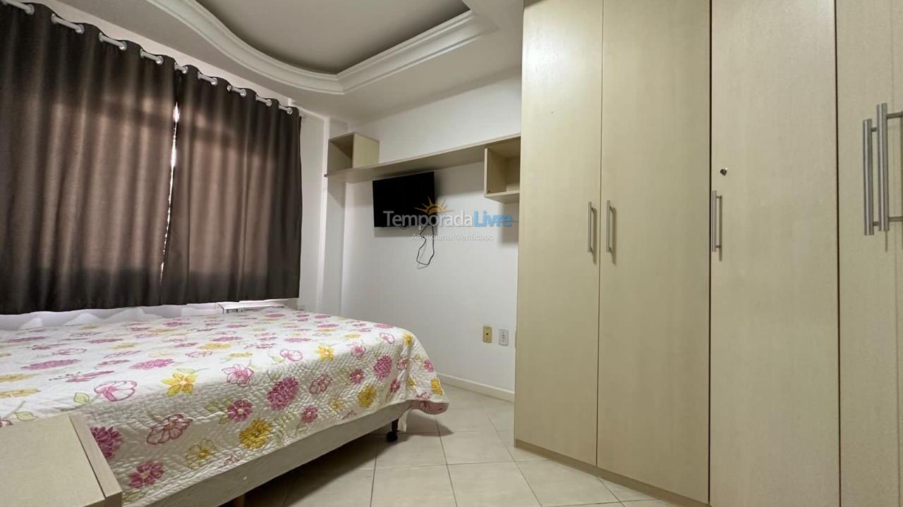 Apartment for vacation rental in Itapema (Meia Praia Frente Mar)