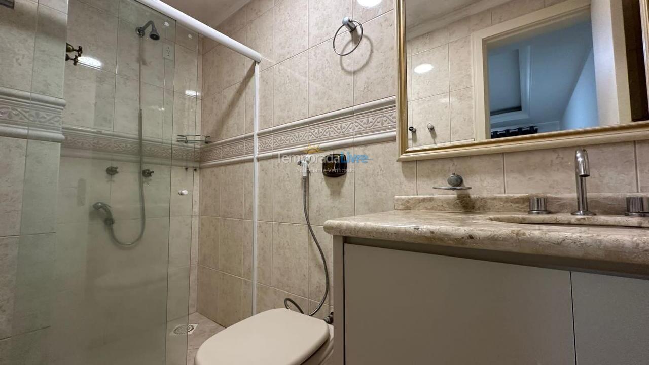 Apartment for vacation rental in Itapema (Meia Praia Frente Mar)