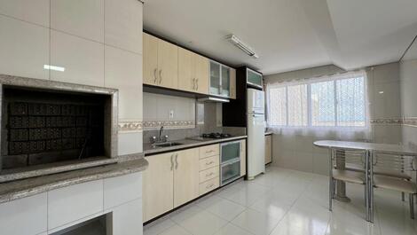 Penthouse facing the sea, Meia Praia, 5 bedrooms