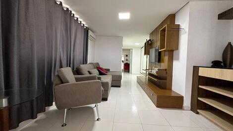 Penthouse facing the sea, Meia Praia, 5 bedrooms