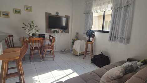 Sala de tv e jantar 