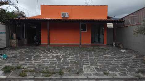 Suite steps from Pereque beach in Ilhabela