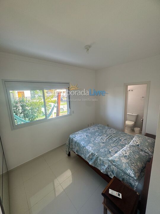 Apartamento para aluguel de temporada em Governador Celso Ramos (Praia de Palmas)