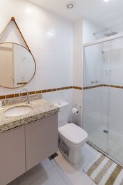 Comfort and Sea Views Steps from the Beach and Shopping Mall