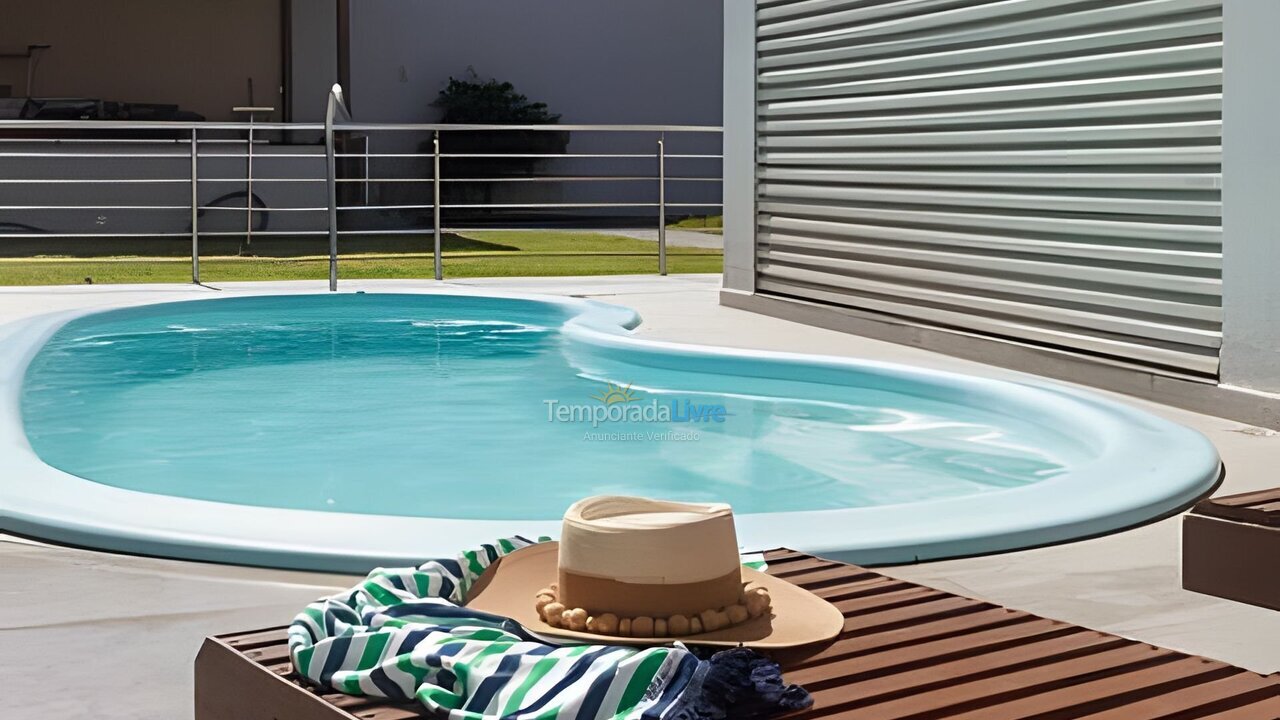 Casa para aluguel de temporada em Vila Velha (Ponta da Fruta)