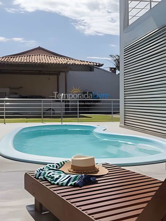 Casa para aluguel de temporada em Vila Velha (Ponta da Fruta)
