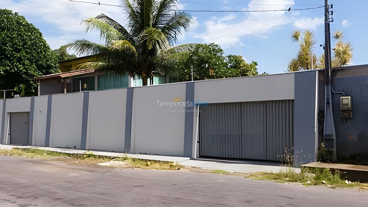 Casa para aluguel de temporada em Vila Velha (Ponta da Fruta)