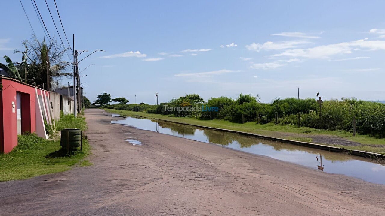 Casa para aluguel de temporada em Vila Velha (Ponta da Fruta)