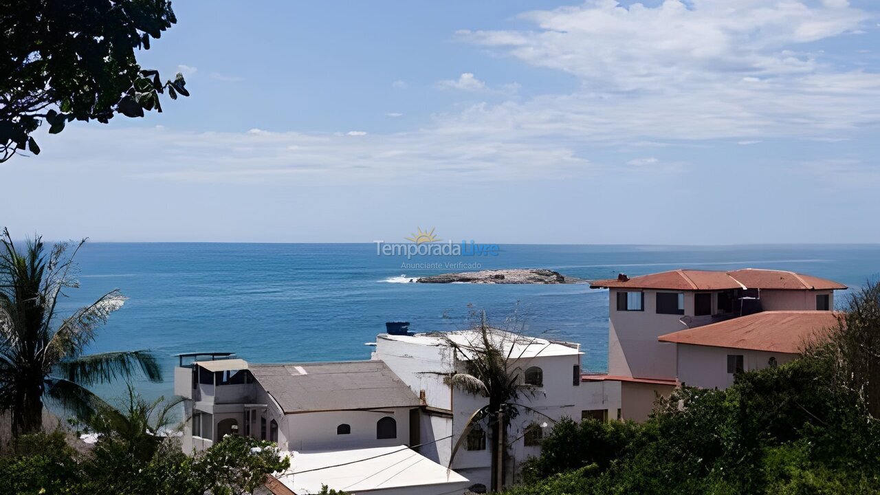 Casa para aluguel de temporada em Vila Velha (Ponta da Fruta)