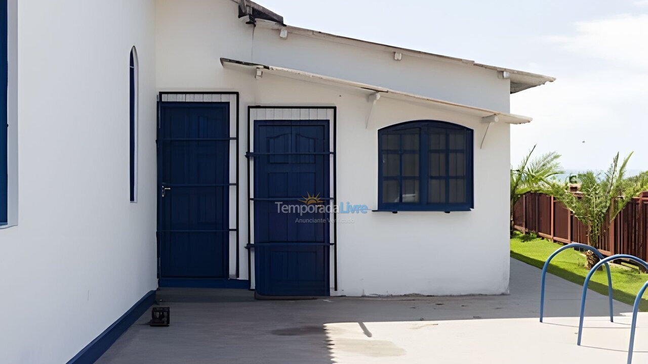 Casa para aluguel de temporada em Vila Velha (Ponta da Fruta)