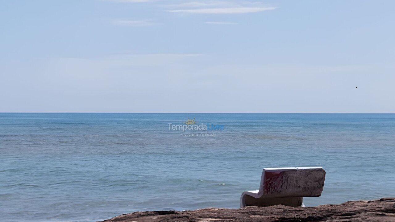 Casa para aluguel de temporada em Vila Velha (Ponta da Fruta)