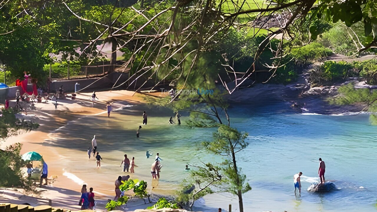 Casa para aluguel de temporada em Vila Velha (Ponta da Fruta)