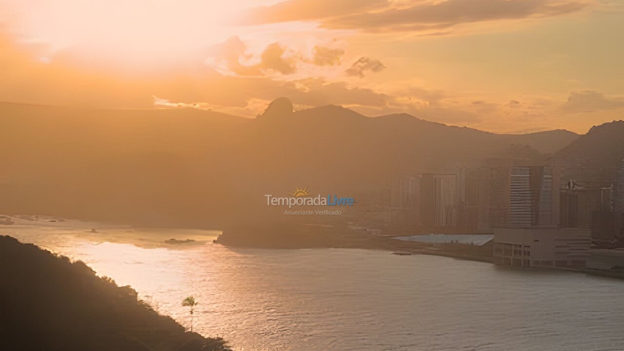 Casa para aluguel de temporada em Vila Velha (Ponta da Fruta)