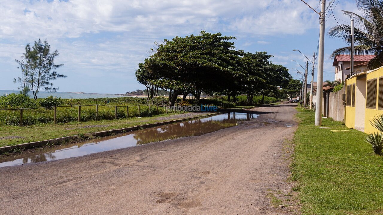 Casa para aluguel de temporada em Vila Velha (Ponta da Fruta)