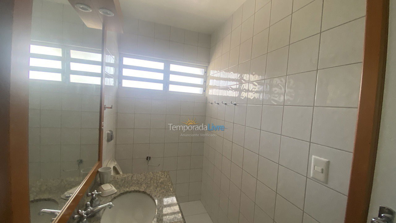 Casa para aluguel de temporada em Bombinhas (Canto Grande)