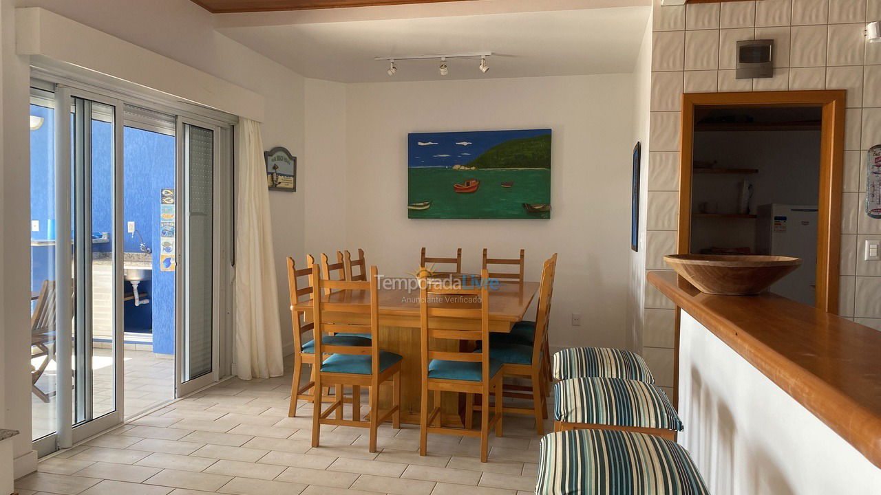 Casa para aluguel de temporada em Bombinhas (Canto Grande)