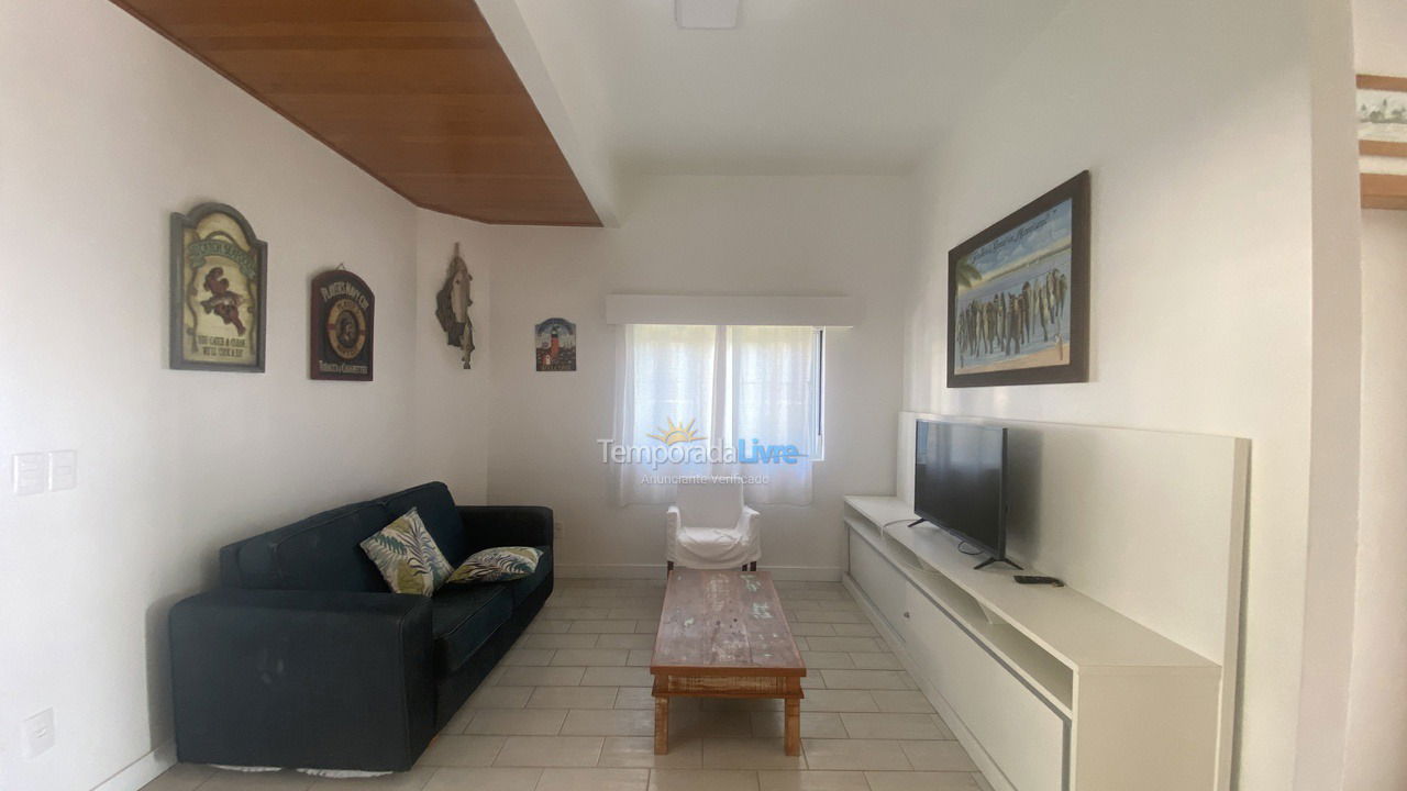 Casa para aluguel de temporada em Bombinhas (Canto Grande)