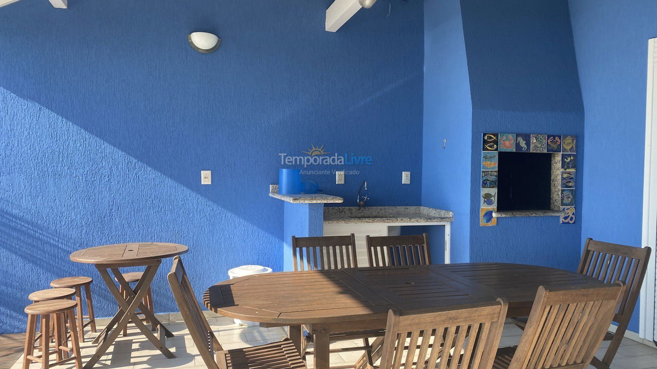 Casa para aluguel de temporada em Bombinhas (Canto Grande)