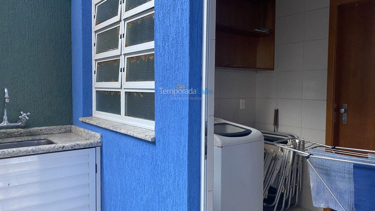 Casa para aluguel de temporada em Bombinhas (Canto Grande)