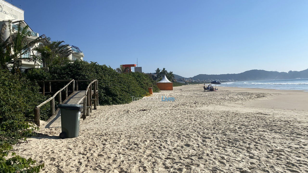 Casa para aluguel de temporada em Bombinhas (Canto Grande)