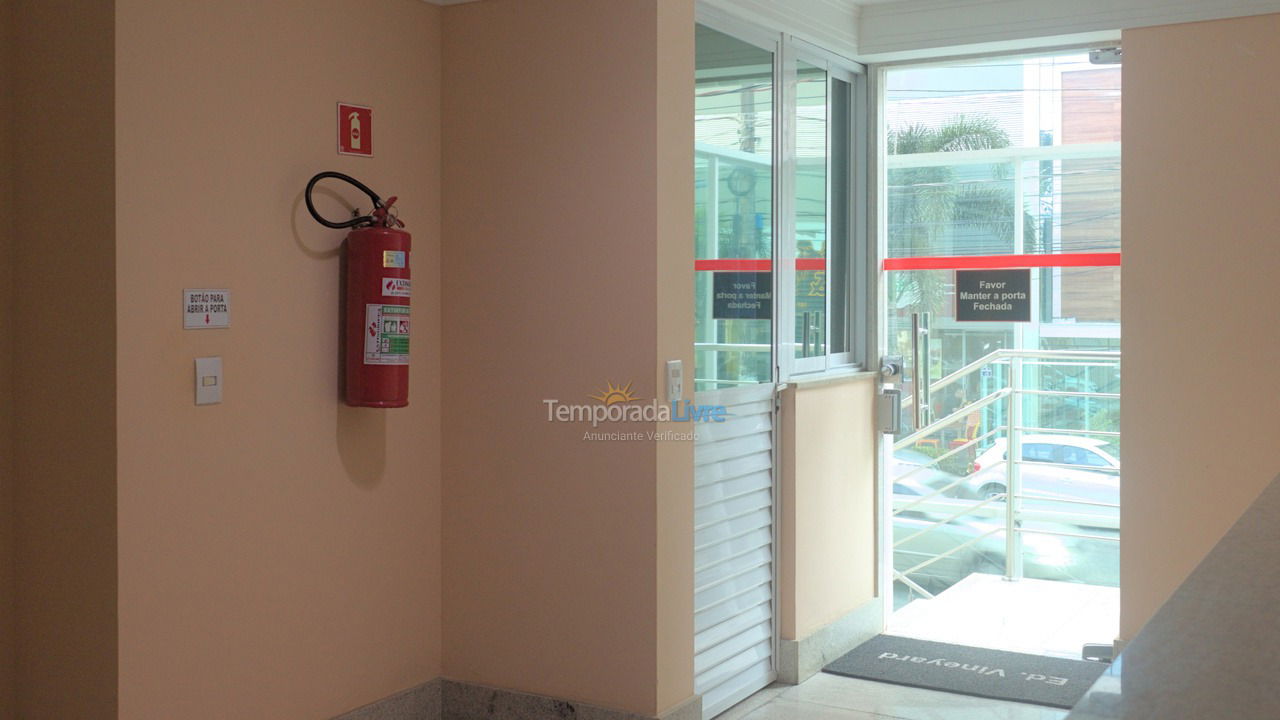 Apartamento para aluguel de temporada em Vila Velha (Praia de Itaparica)